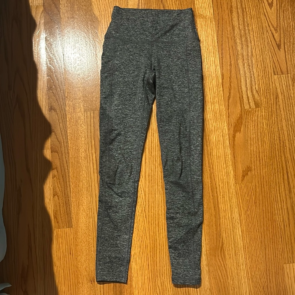 Aerie Grey Leggings. Size S